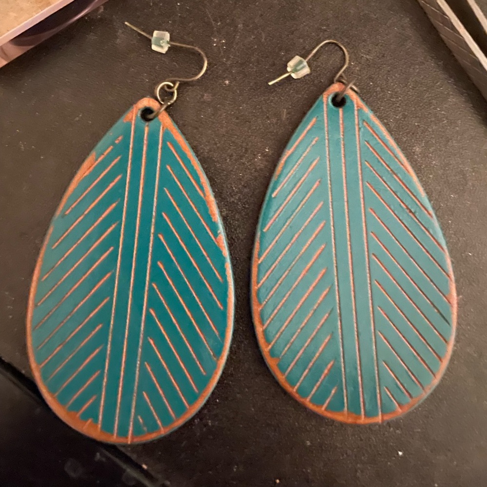 Sweet Creek Leather large Leaf Fossil earrings
